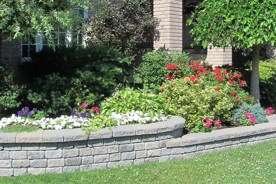 Hardscaping design, retaining walls - Springfield, IL