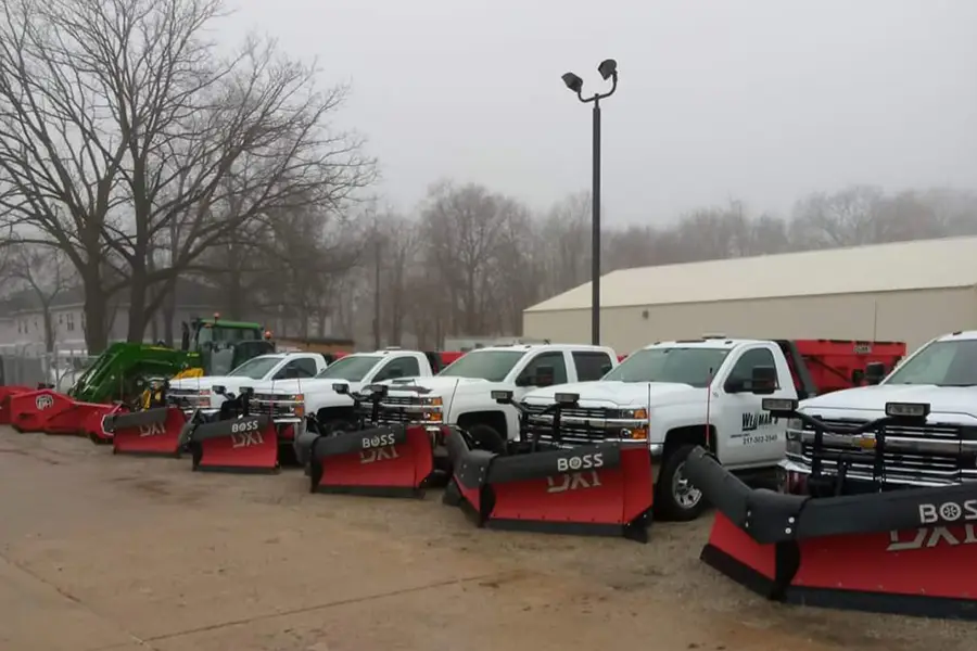 snow removal services for commercial property maintenance in Springfield IL