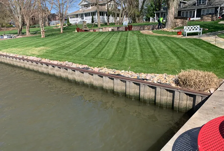 lawn care and maintenance new berlin illinois